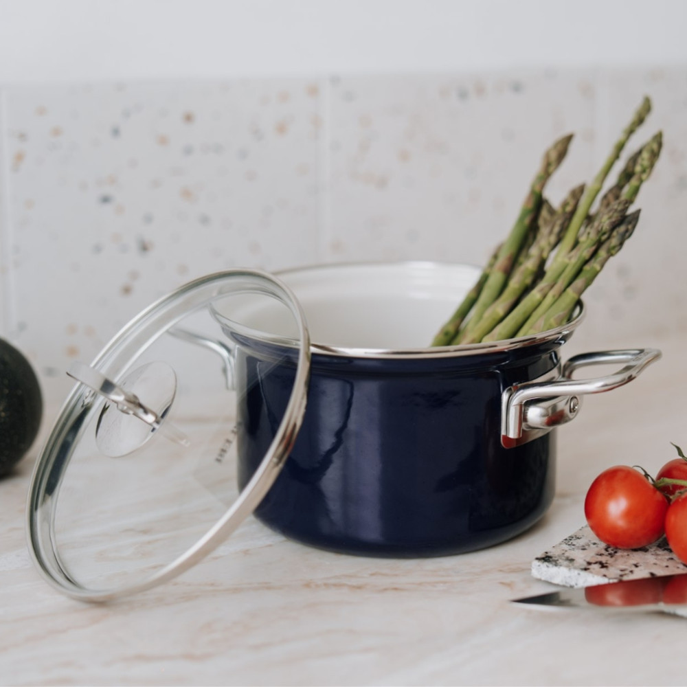 Garnek emaliowany 2,6 l z pokrywką...